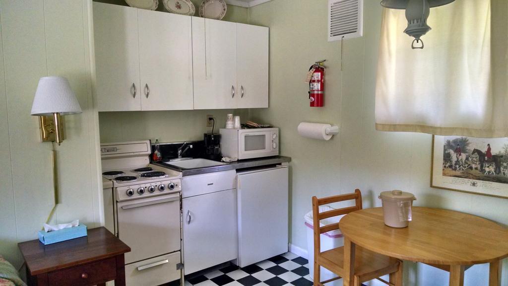 Roseloe Motel Hot Springs Dış mekan fotoğraf