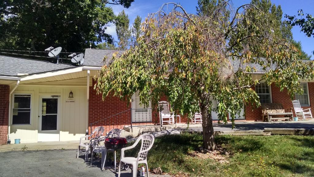 Roseloe Motel Hot Springs Dış mekan fotoğraf