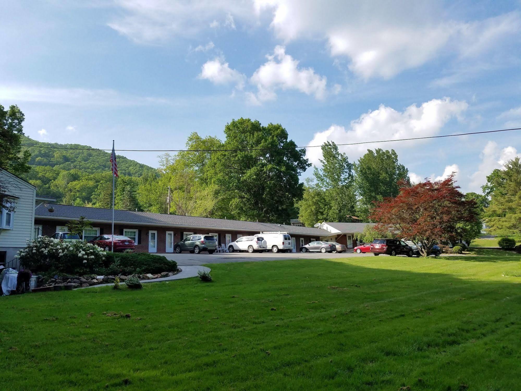 Roseloe Motel Hot Springs Dış mekan fotoğraf